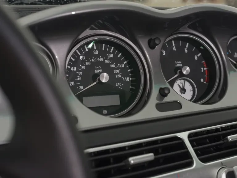 2001 BMW Z8 - Image 23 of 26
