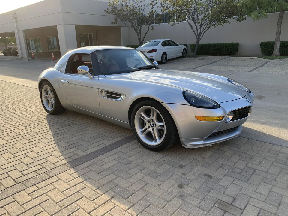 2001 BMW Z8 - Image 27 of 31