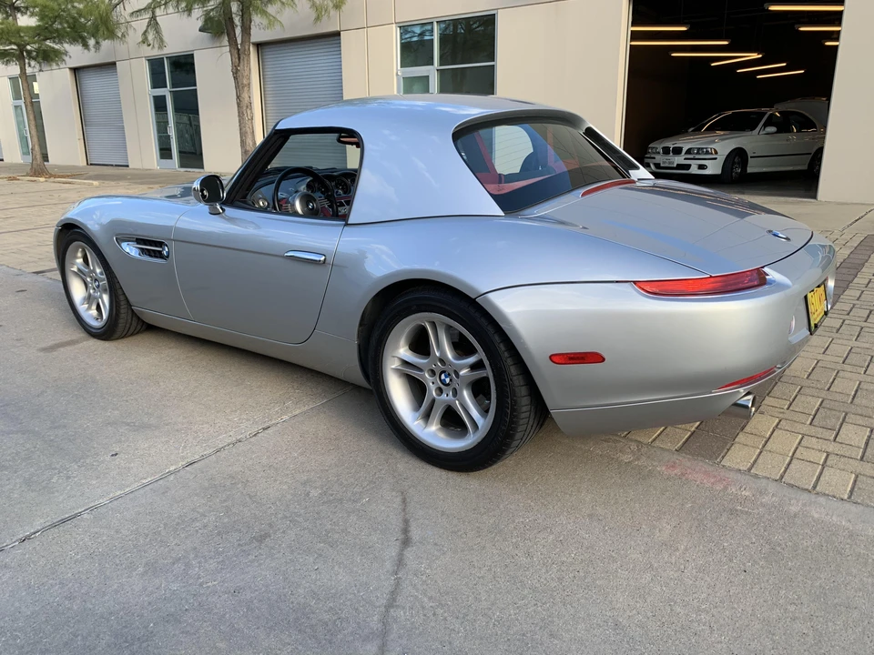 2001 BMW Z8 - Image 15 of 31