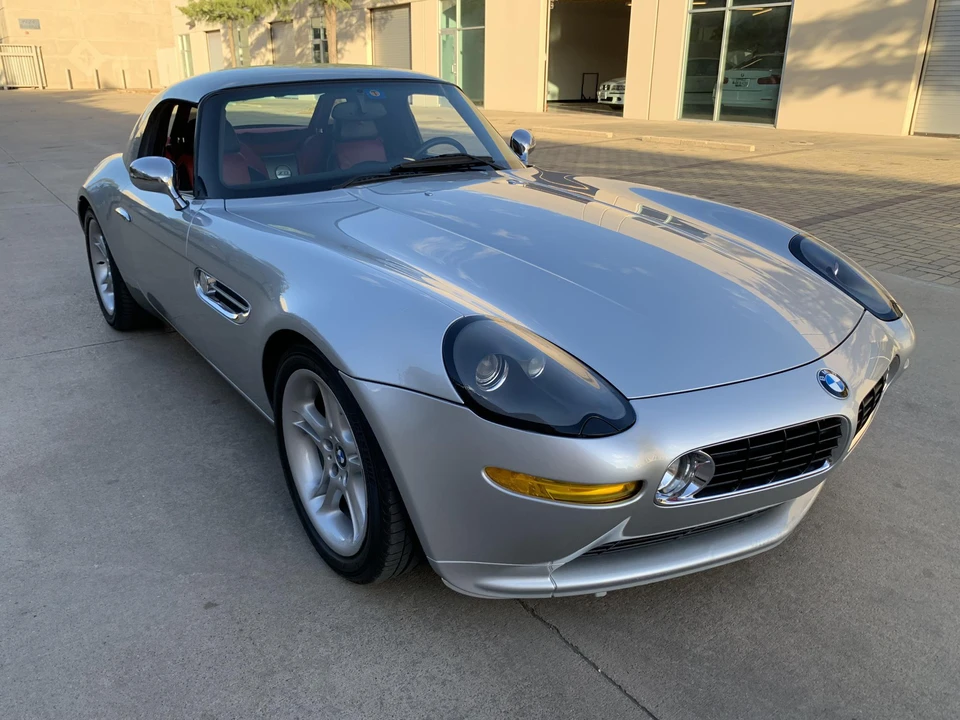 2001 BMW Z8 - Image 29 of 31