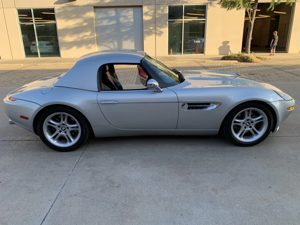 2001 BMW Z8 - Image 25 of 31