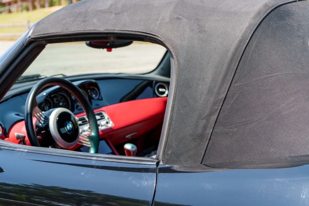2001 BMW Z8 - Image 15 of 31