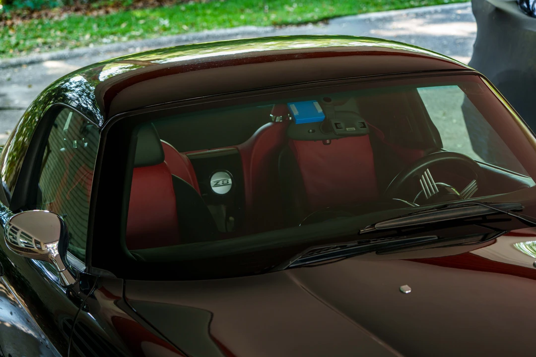 2001 BMW Z8 - Image 19 of 31