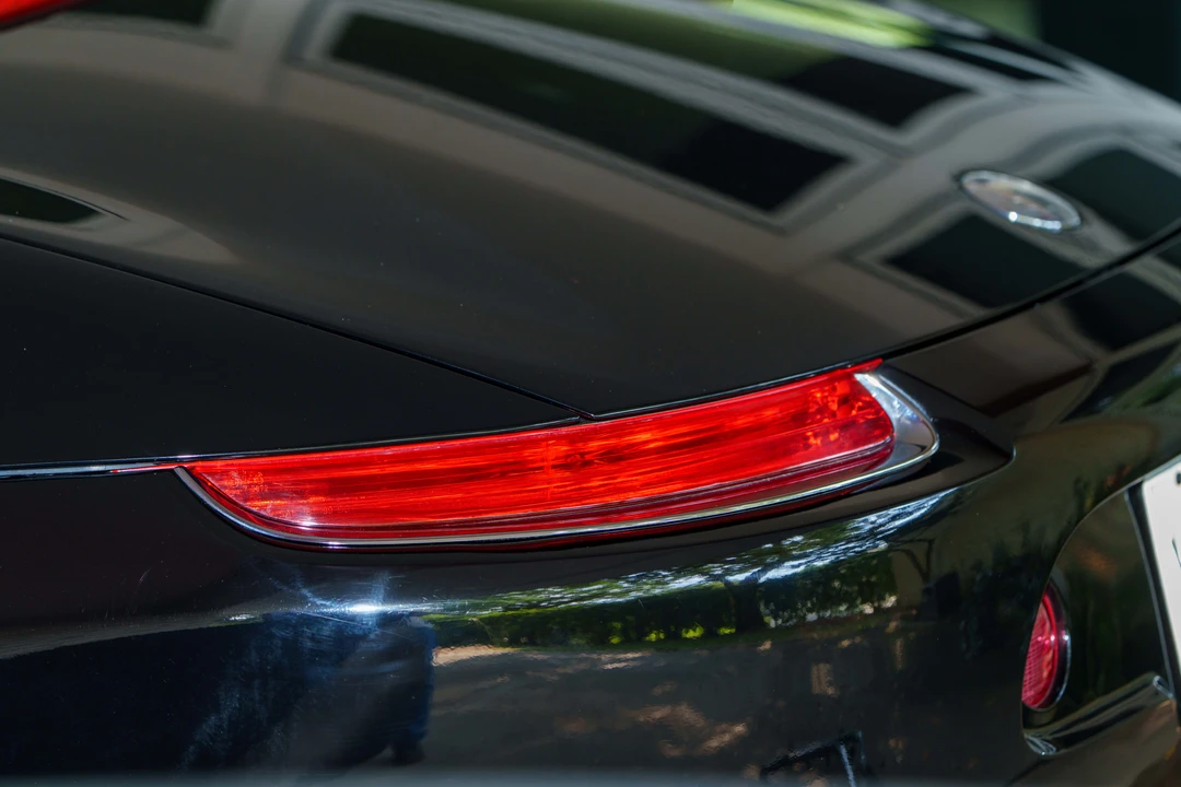 2001 BMW Z8 - Image 28 of 31