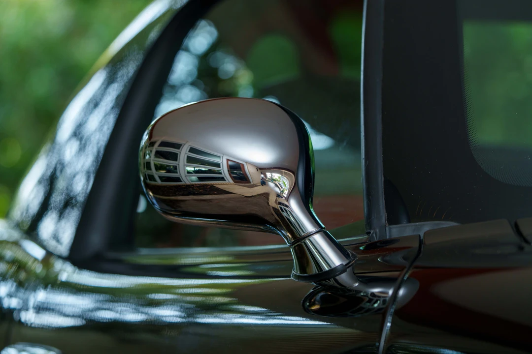 2001 BMW Z8 - Image 30 of 31