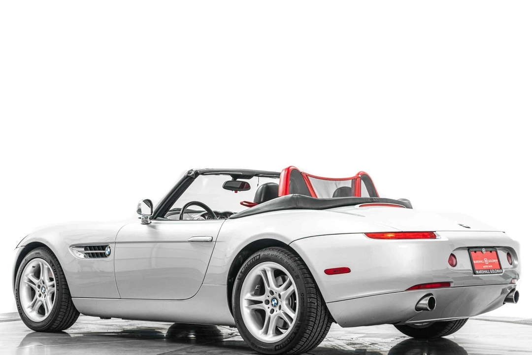 2001 BMW Z8 - Image 27 of 31