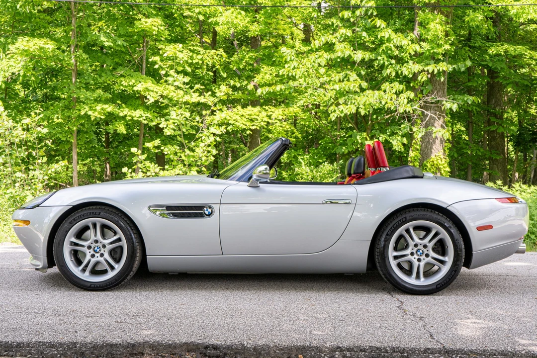 2001 BMW Z8 - Image 7 of 31
