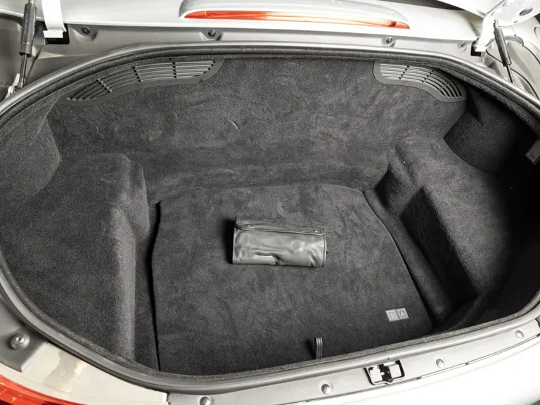 2001 BMW Z8 - Image 30 of 31