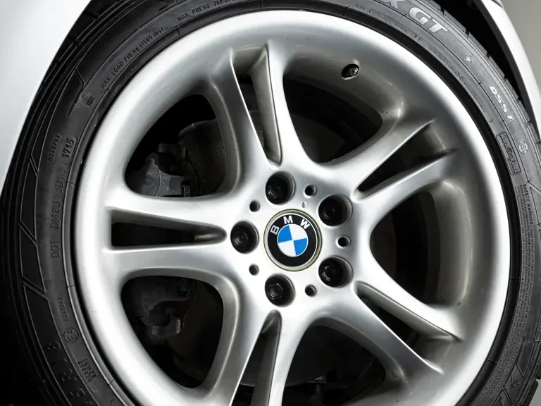 2001 BMW Z8 - Image 29 of 31