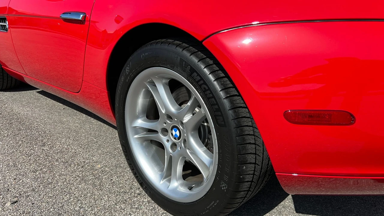 2001 BMW Z8 - Image 31 of 31