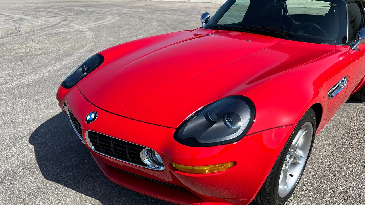 2001 BMW Z8 - Image 25 of 31