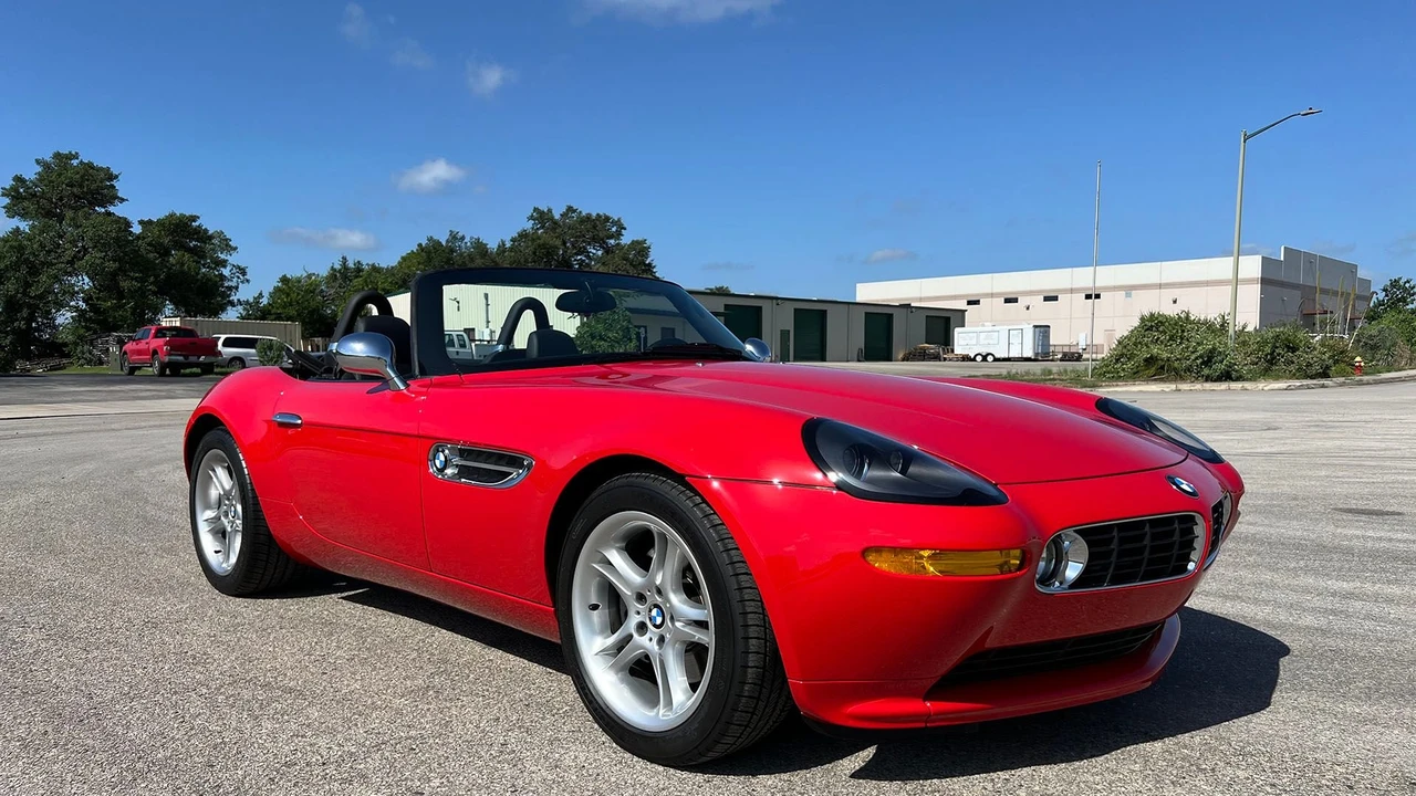 2001 BMW Z8 - Image 10 of 31