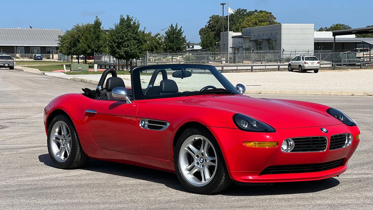 2001 BMW Z8 - Image 12 of 31