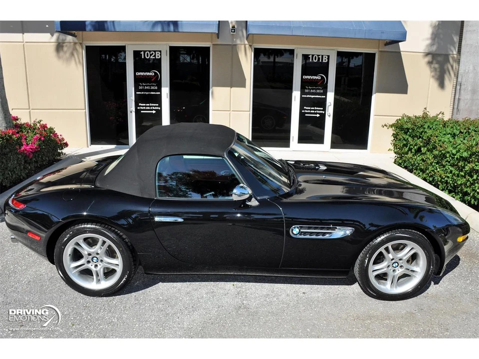 2001 BMW Z8 - Image 7 of 31