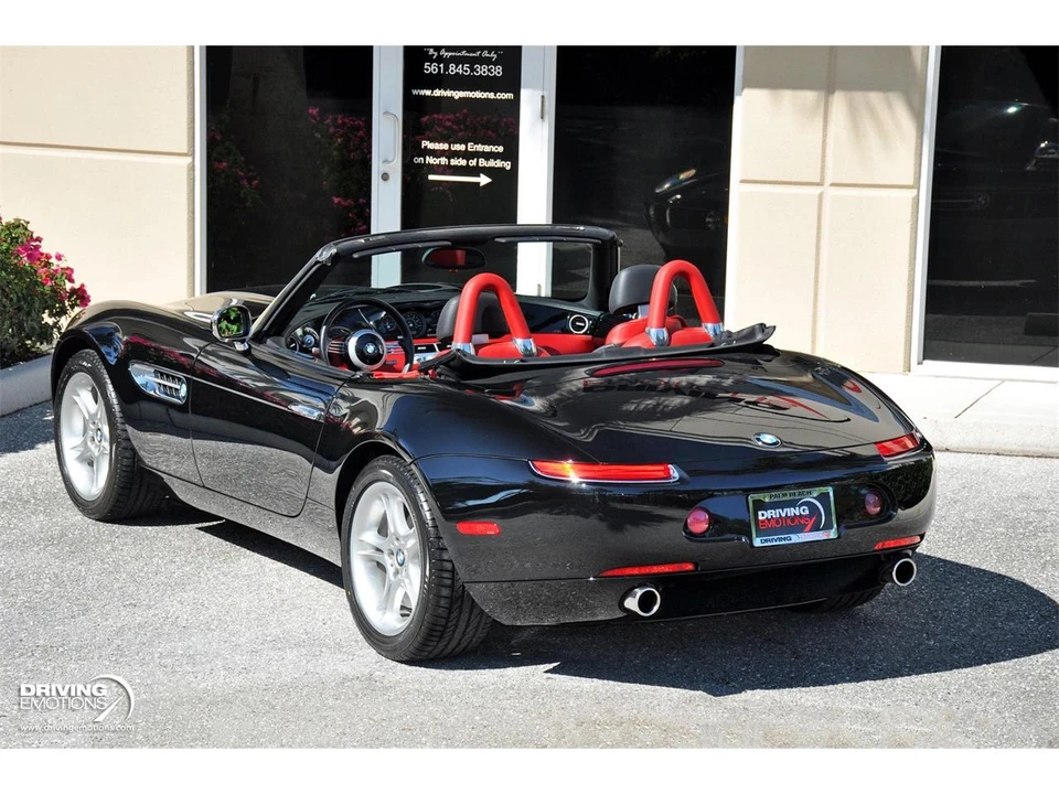 2001 BMW Z8 - Image 30 of 31