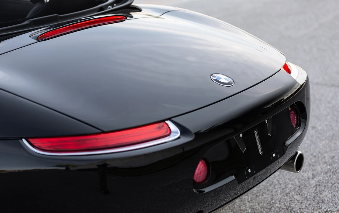 2001 BMW Z8 - Image 13 of 13