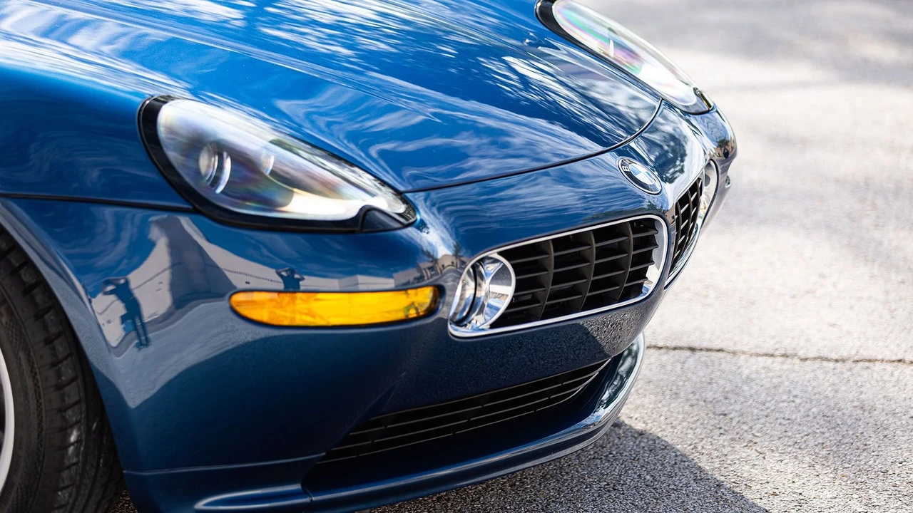 2001 BMW Z8 - Image 13 of 31