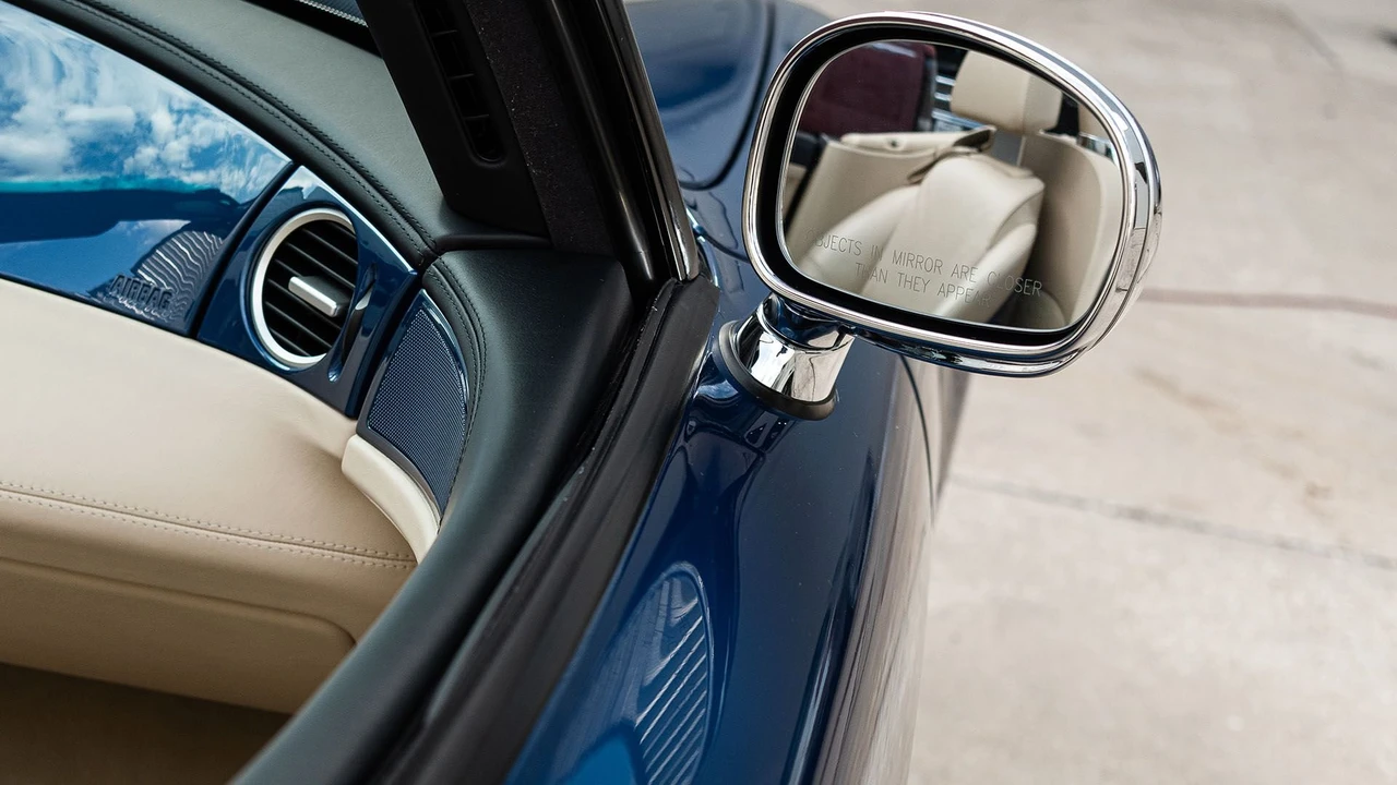 2001 BMW Z8 - Image 14 of 31