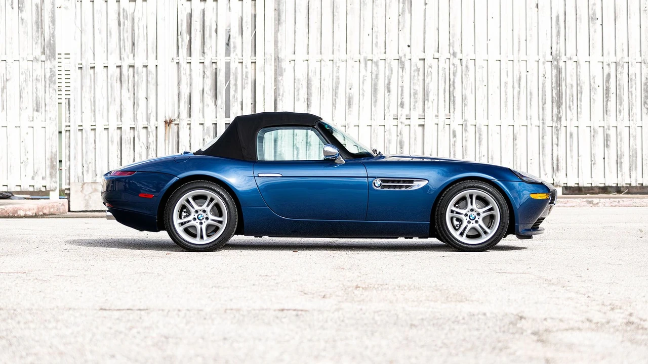 2001 BMW Z8 - Image 12 of 31