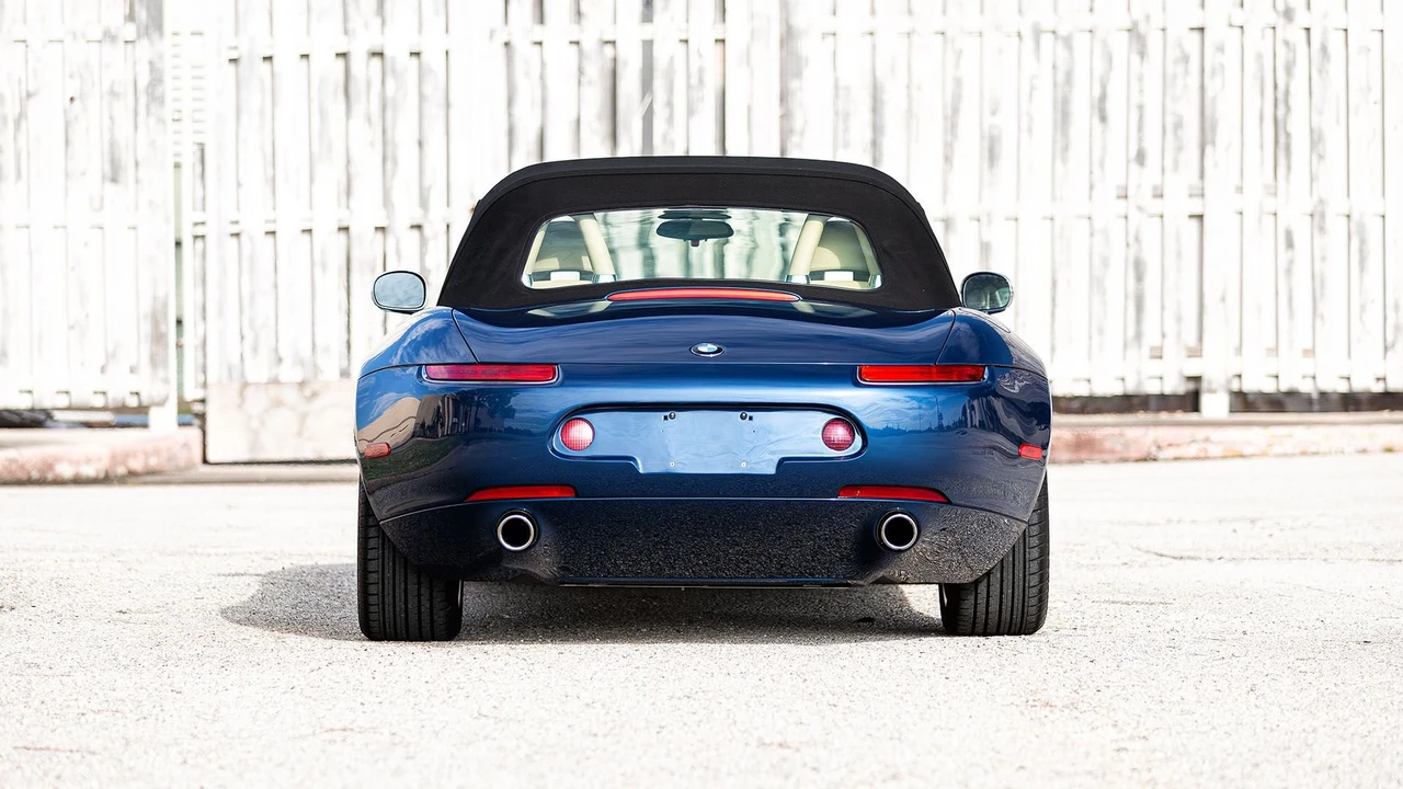 2001 BMW Z8 - Image 11 of 31