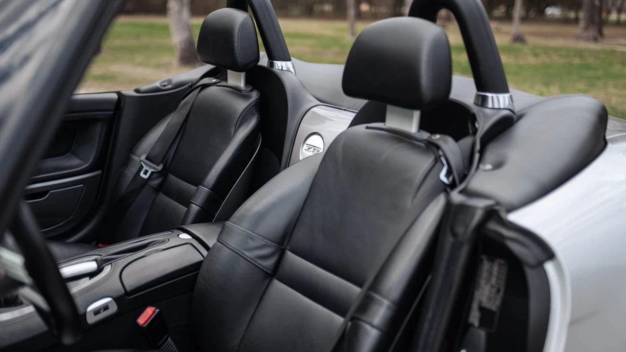 2001 BMW Z8 - Image 6 of 31