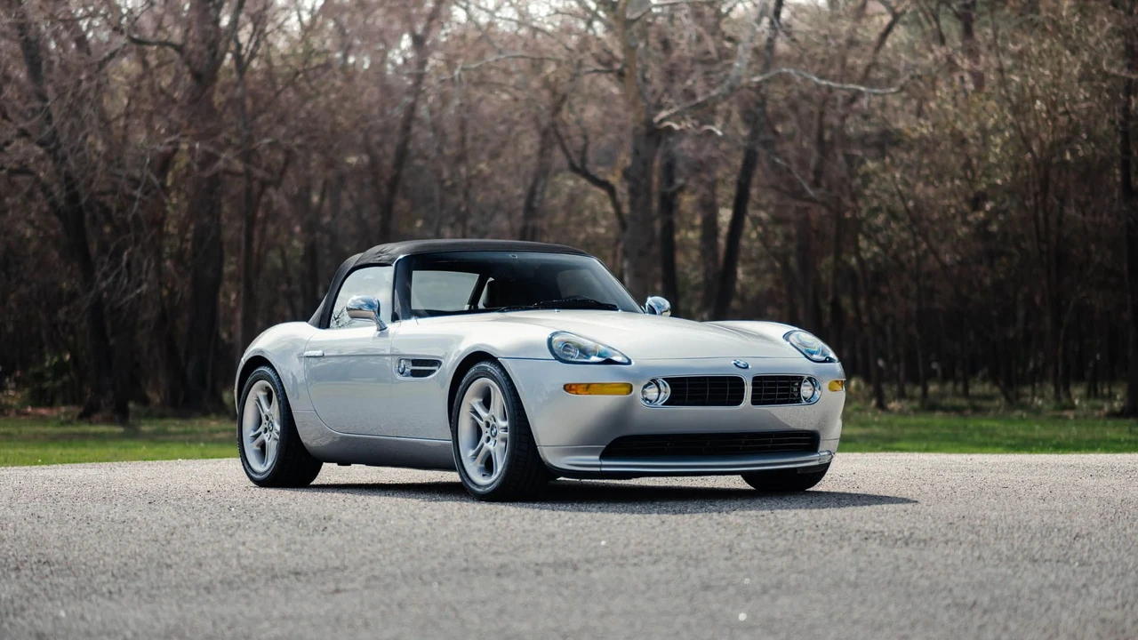 2001 BMW Z8 - Image 16 of 31