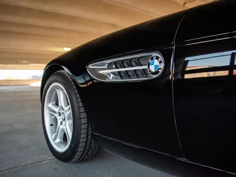 2001 BMW Z8 - Image 14 of 31