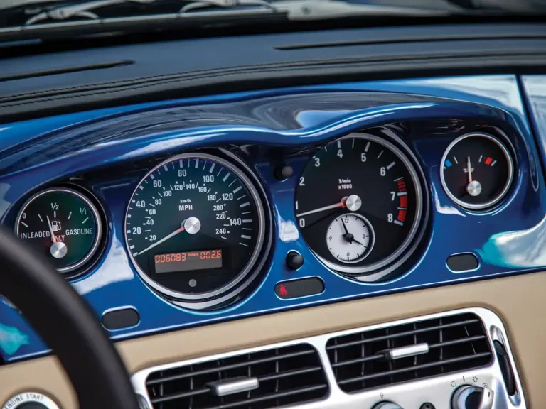 2001 BMW Z8 - Image 13 of 31