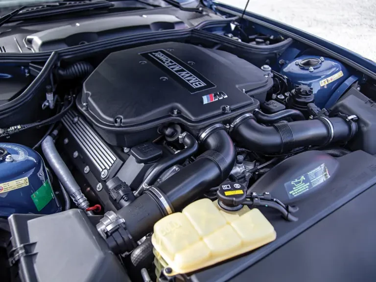 2001 BMW Z8 - Image 28 of 31