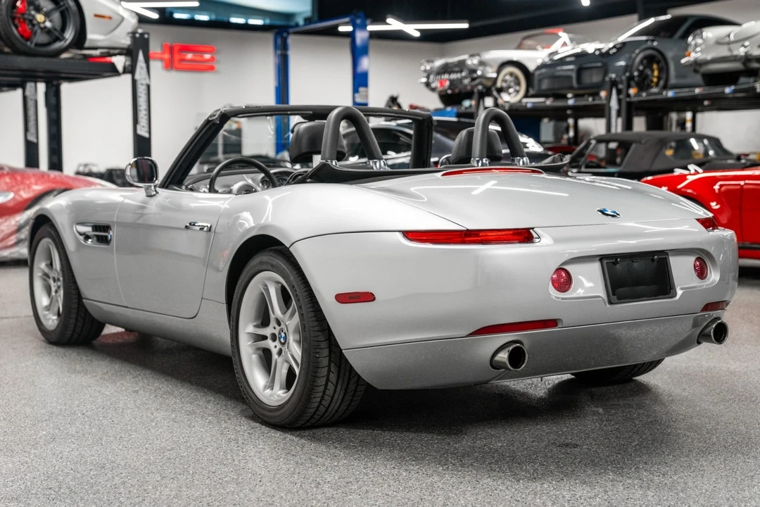 2001 BMW Z8 - Image 7 of 21