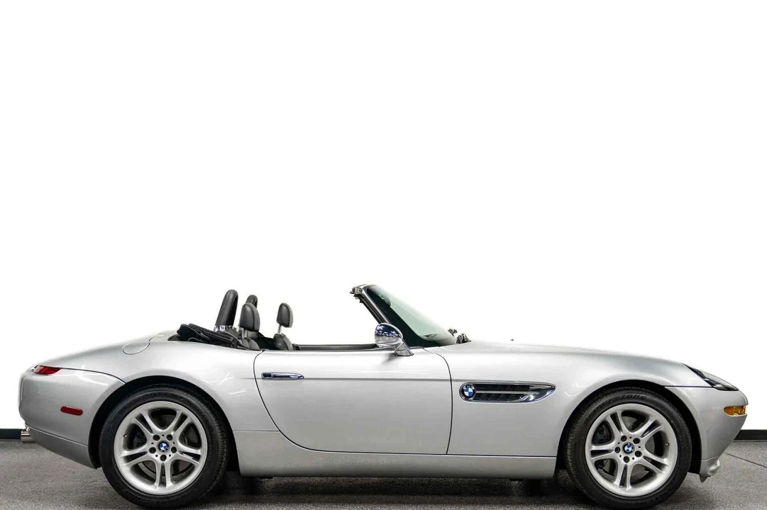 2001 BMW Z8 - Image 2 of 21