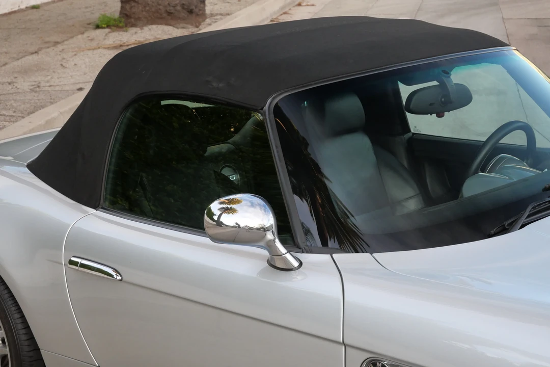 2001 BMW Z8 - Image 20 of 31