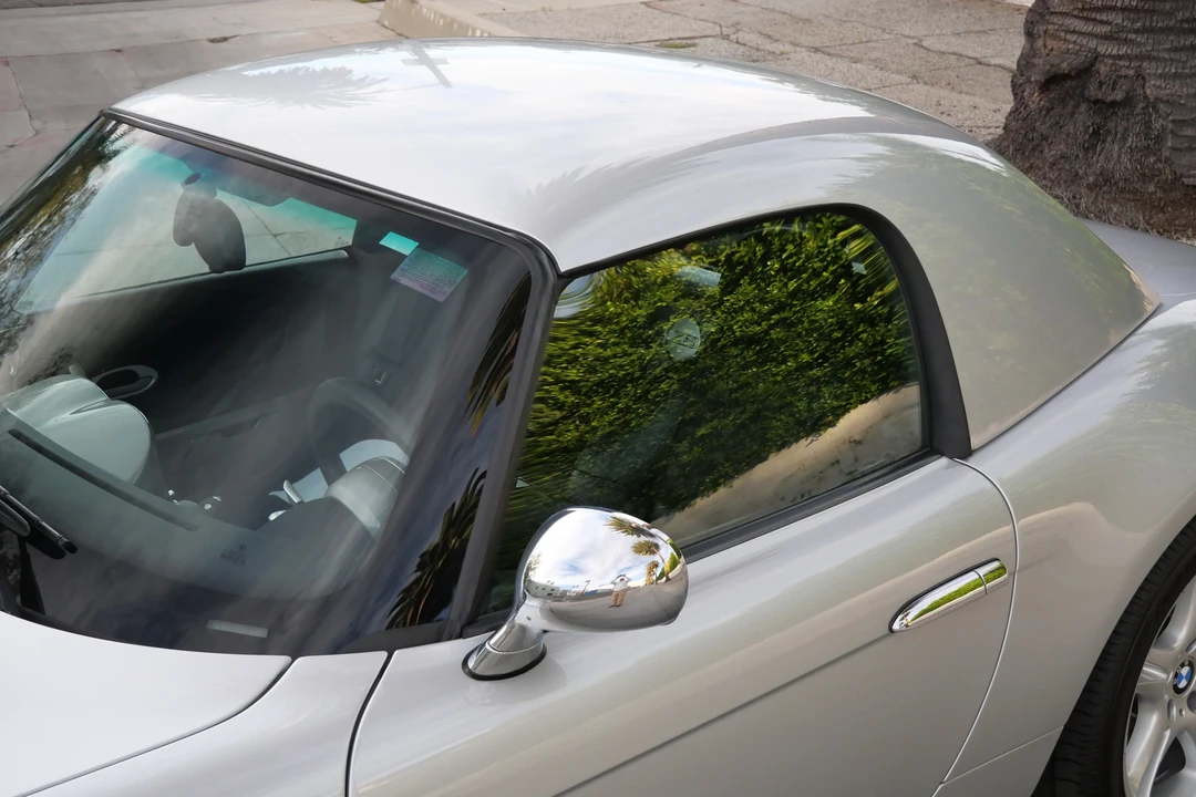 2001 BMW Z8 - Image 17 of 31