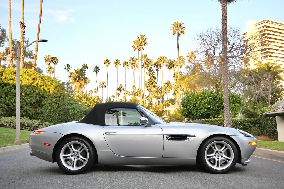 2001 BMW Z8 - Image 29 of 31