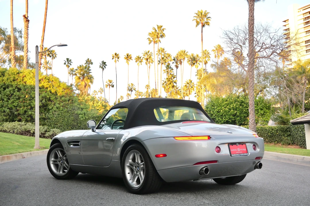 2001 BMW Z8 - Image 30 of 31