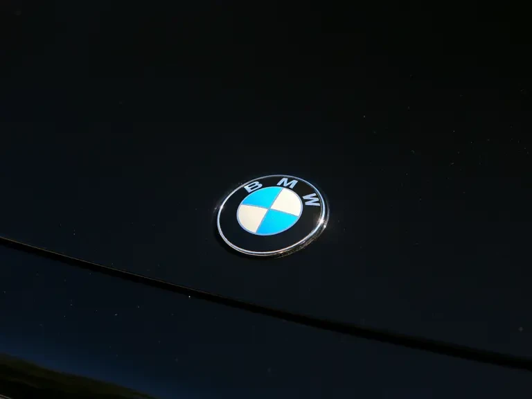 2001 BMW Z8 - Image 8 of 31