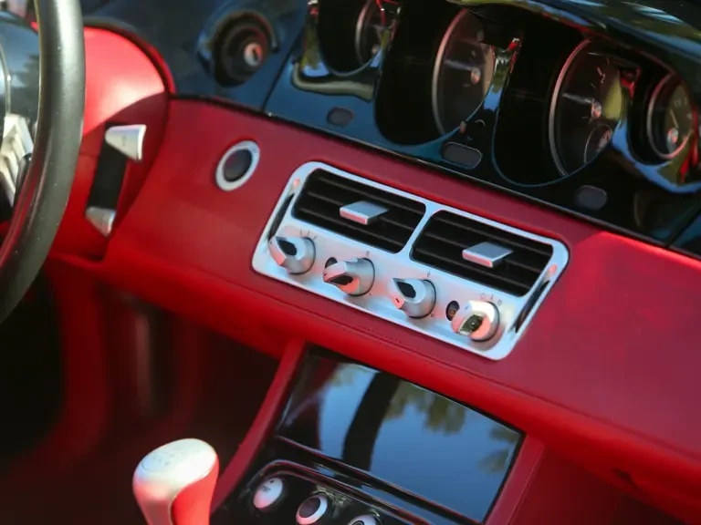 2001 BMW Z8 - Image 23 of 31