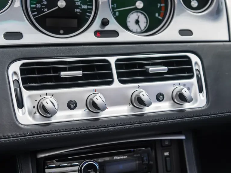 2001 BMW Z8 - Image 18 of 29
