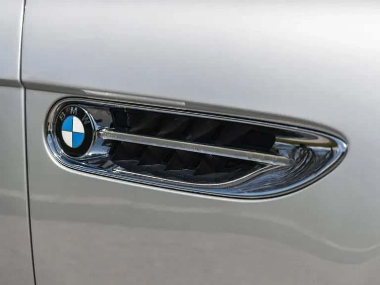 2001 BMW Z8 - Image 8 of 29