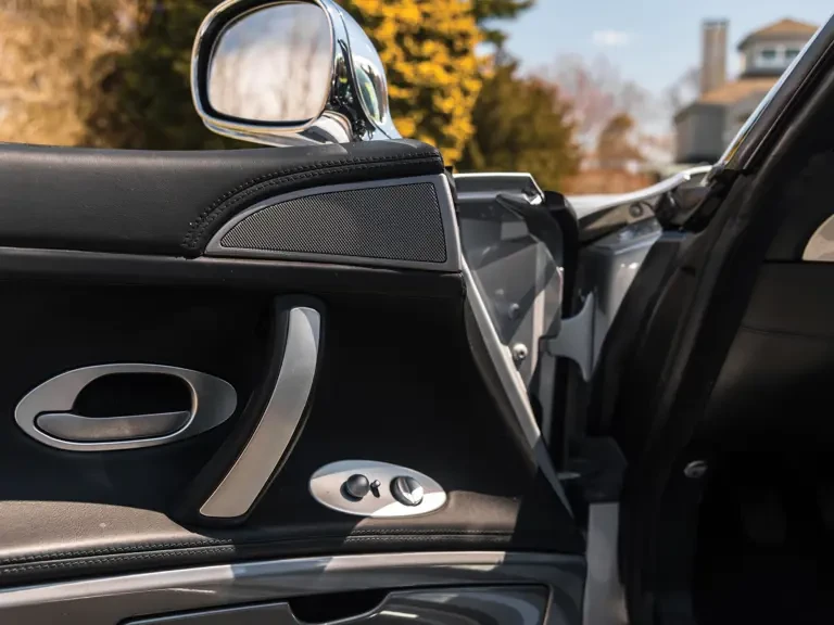 2001 BMW Z8 - Image 19 of 29