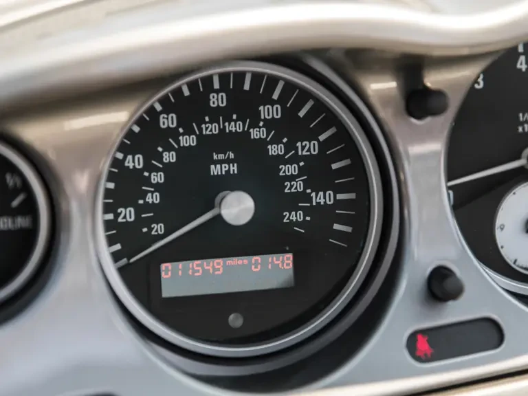 2001 BMW Z8 - Image 14 of 29