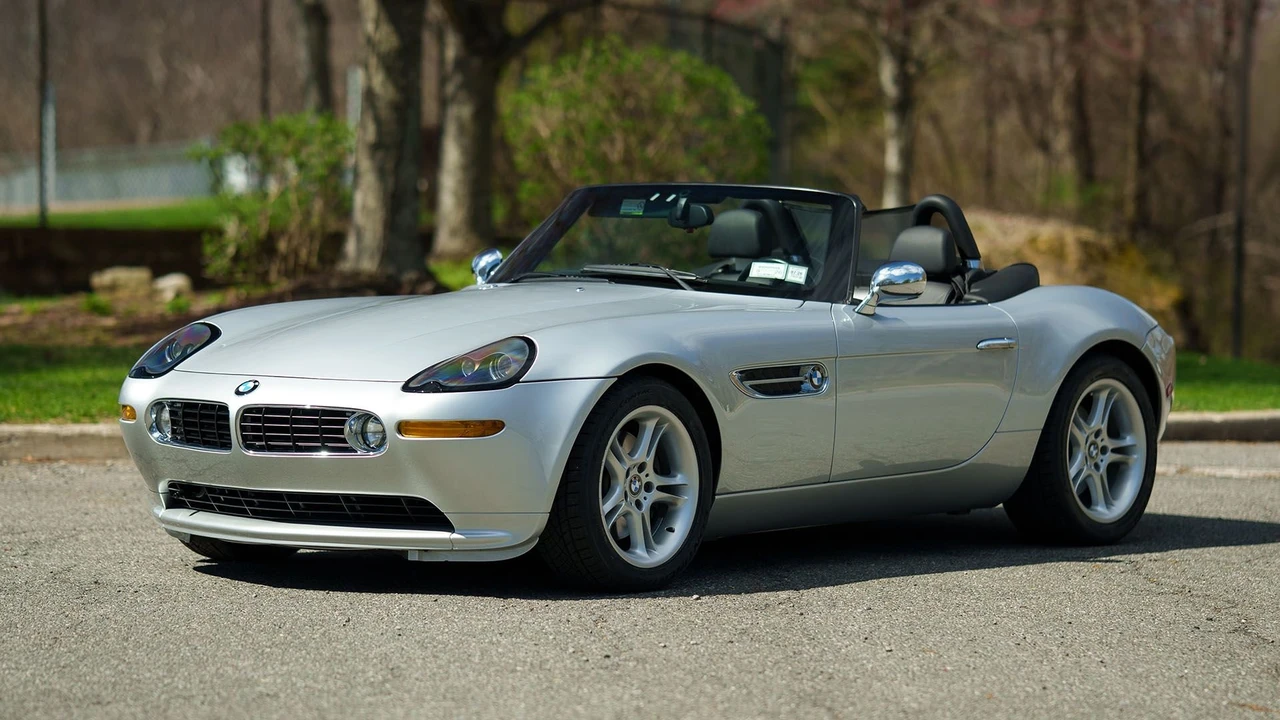 2001 BMW Z8 - Image 25 of 31