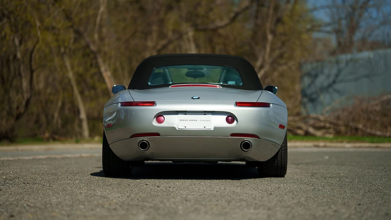 2001 BMW Z8 - Image 2 of 31