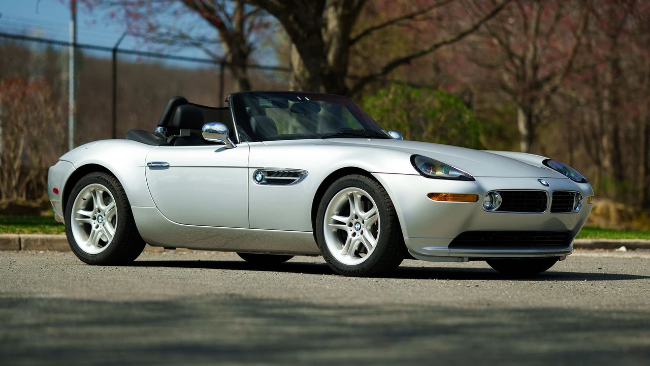 2001 BMW Z8 - Image 22 of 31