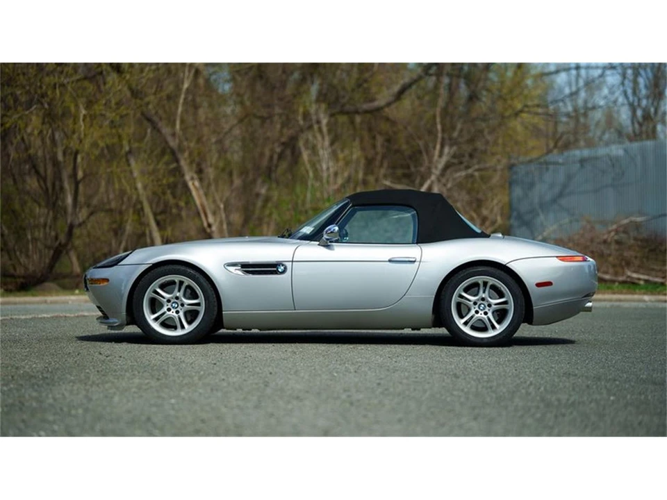 2001 BMW Z8 - Image 16 of 31