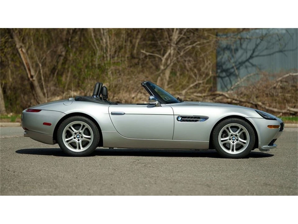 2001 BMW Z8 - Image 26 of 31