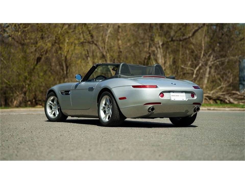 2001 BMW Z8 - Image 18 of 31