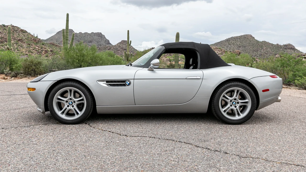 2001 BMW Z8 - Image 16 of 31
