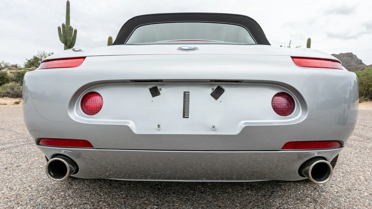 2001 BMW Z8 - Image 25 of 31