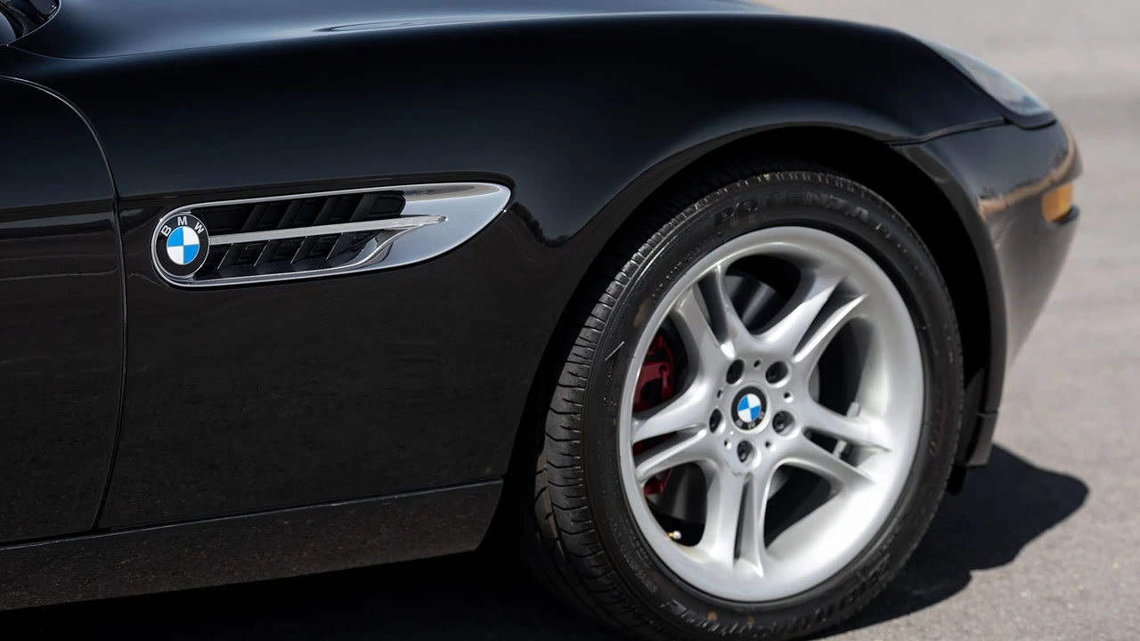 2001 BMW Z8 - Image 21 of 31